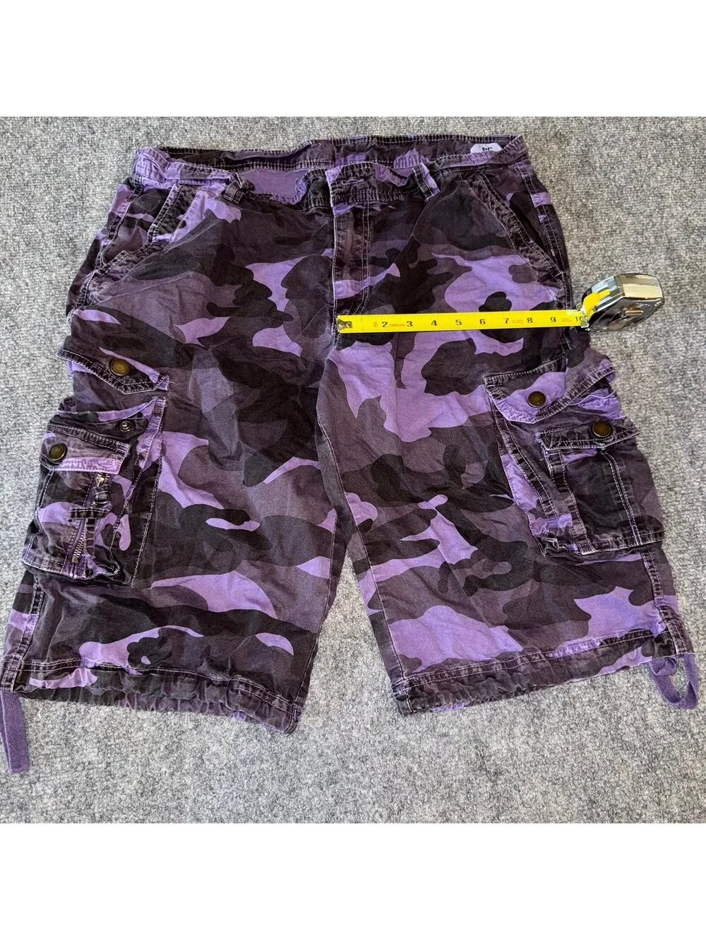 Grail Purple Camo Baggy Cargo Shorts Mens LG 34 Vtg y2k 90s Rare
